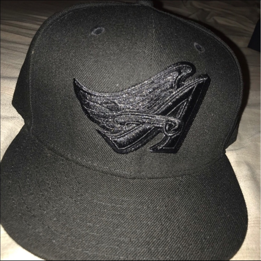 Black Los Angeles Angels New Era 59FIFTY 8 Baseball Cap